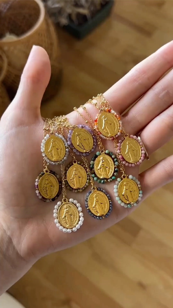 Collar VIRGEN ÓPALO