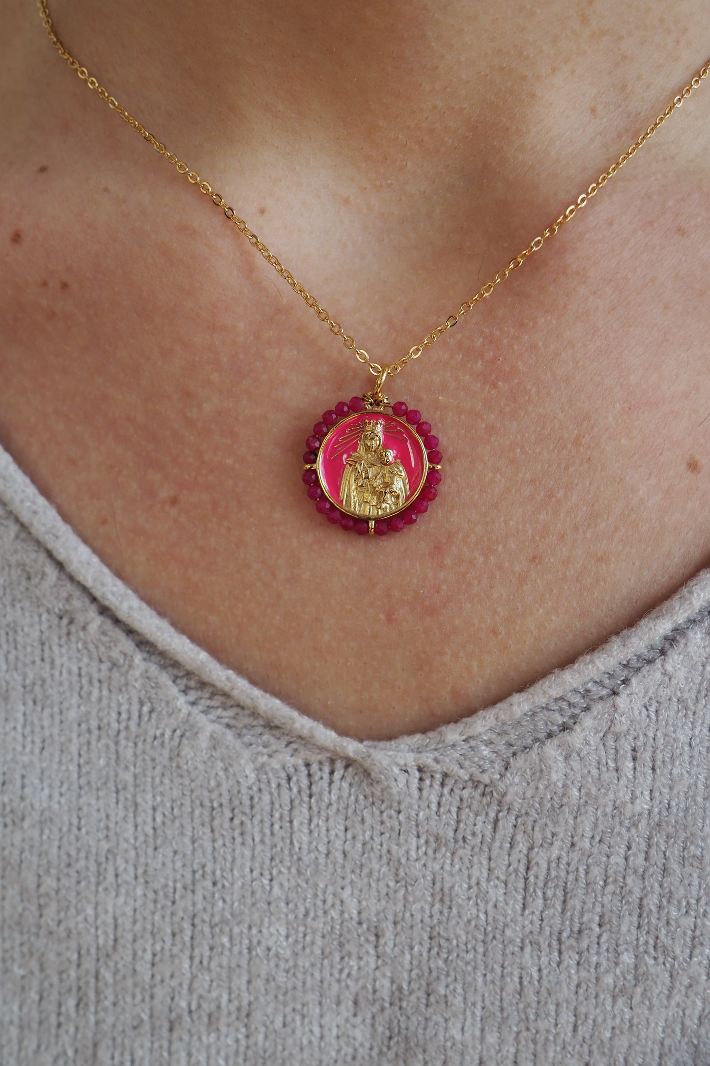 Collar VIRGEN DEL CARMEN RUBÍ