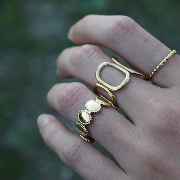 Anillo HUEVOS DORADO