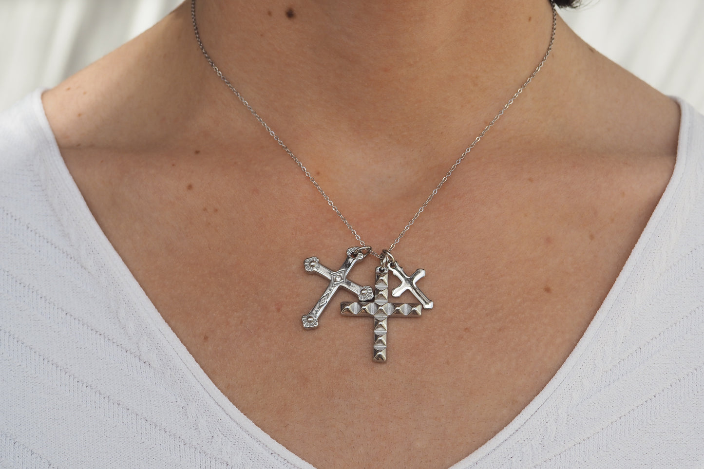 Collar CRUCES PLATEADO