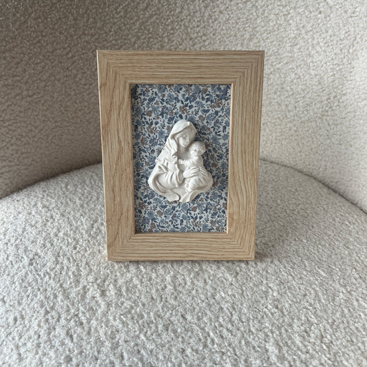 Cuadro Virgen de la Familia - Flores azules (marco madera)
