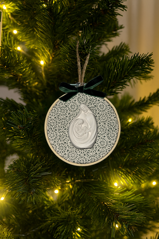 PRE-VENTA Adorno Sagrada Familia Verde (se enviará el miércoles 10.12)