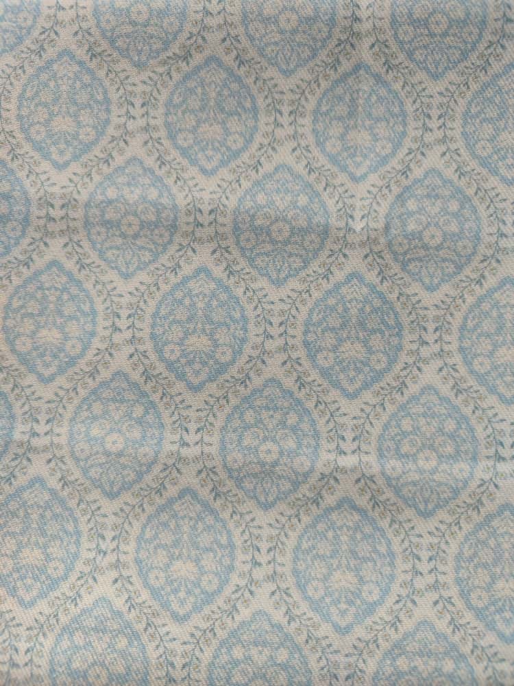 PRE-VENTA Cuadro Virgen de la Familia - Motivos azules (marco madera) | Se enviará el miércoles 10 de diciembre