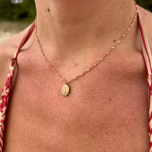 Collar ESMALTE ROSA MILAGROSA DORADO