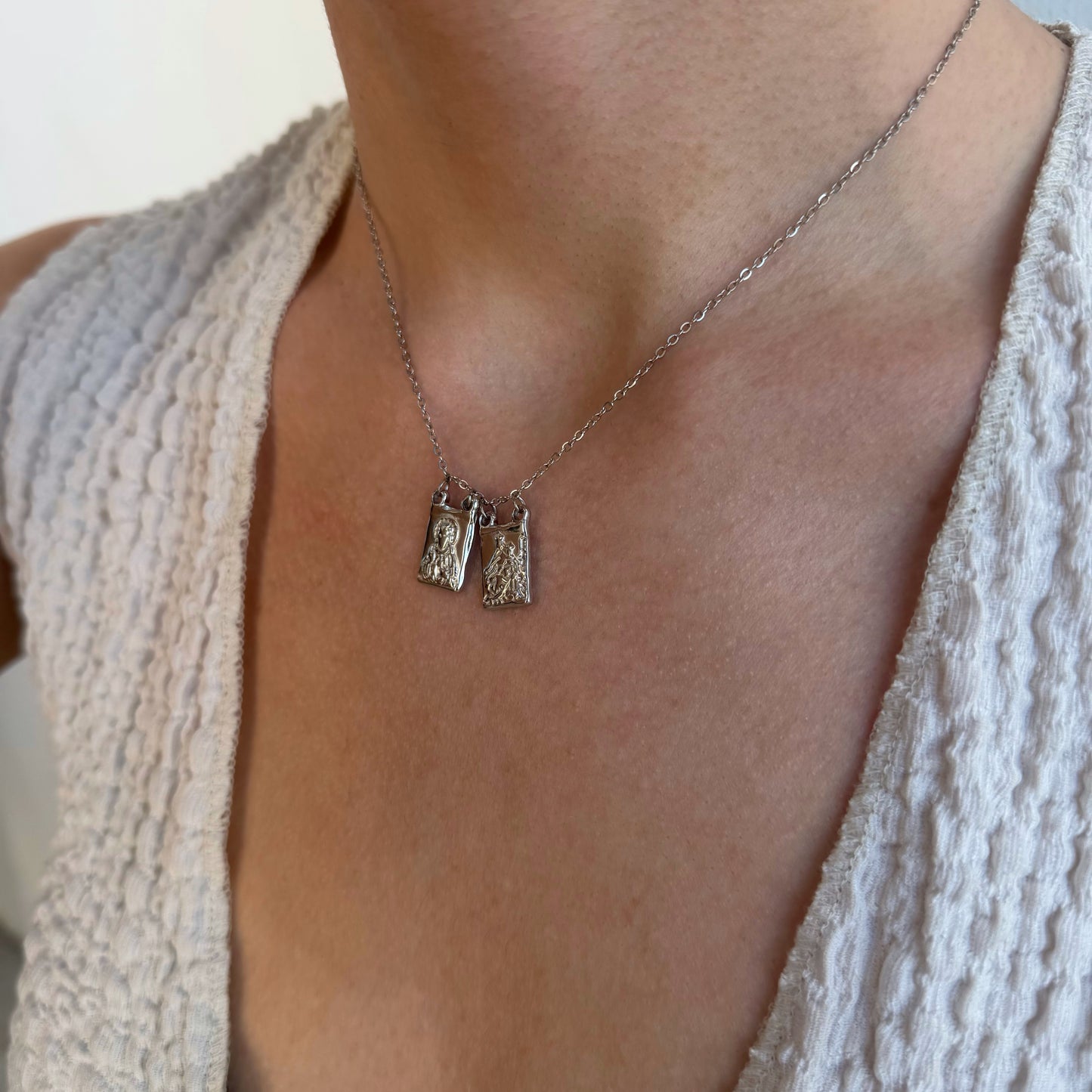 Collar ESCAPULARIO DOBLE PLATEADO
