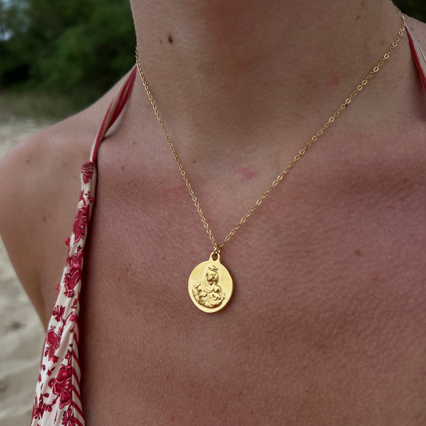 Collar ESCAPULARIO DORADO