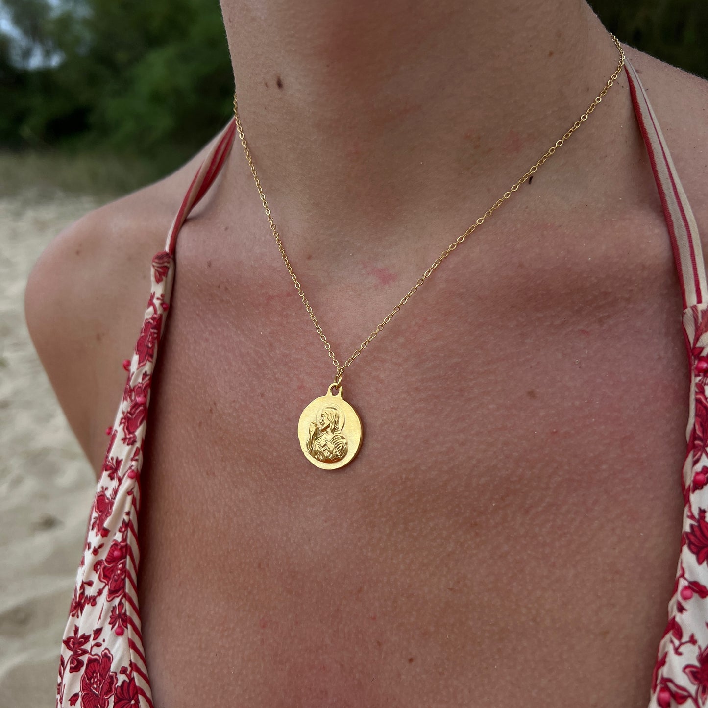 Collar ESCAPULARIO DORADO