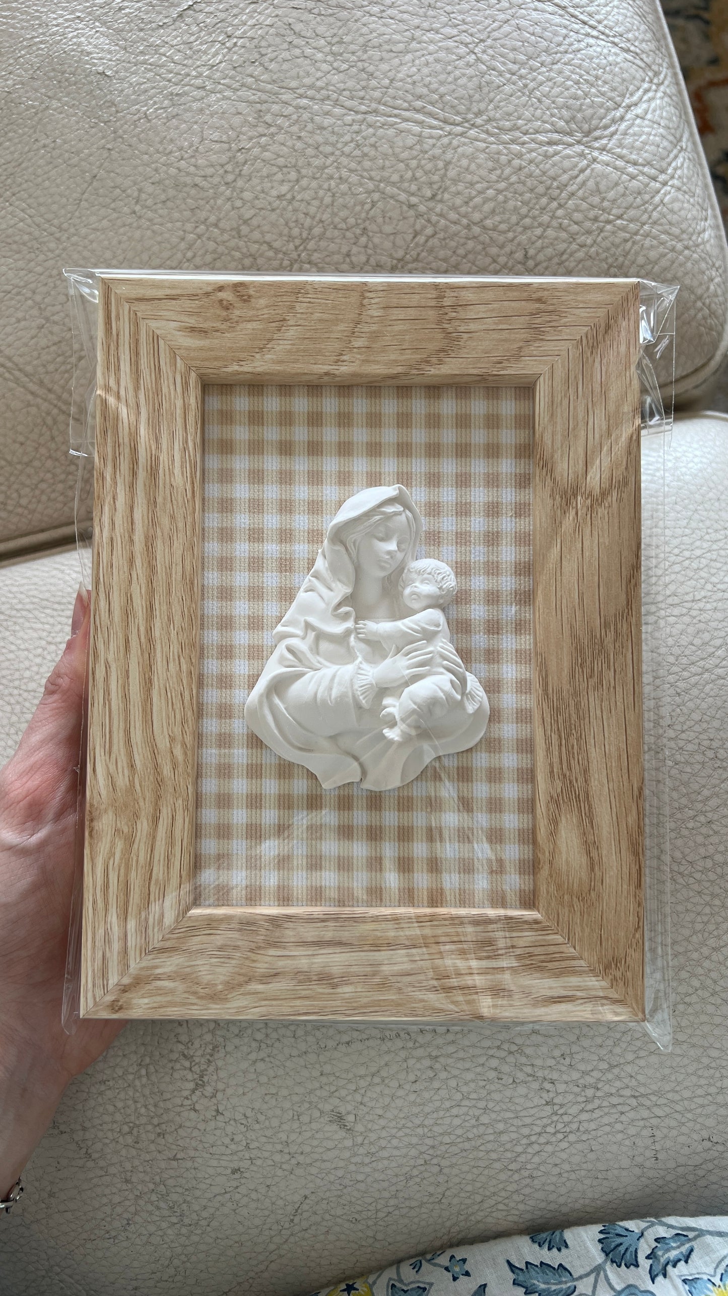 Cuadro Virgen de la Familia - Vichy beige (marco madera)