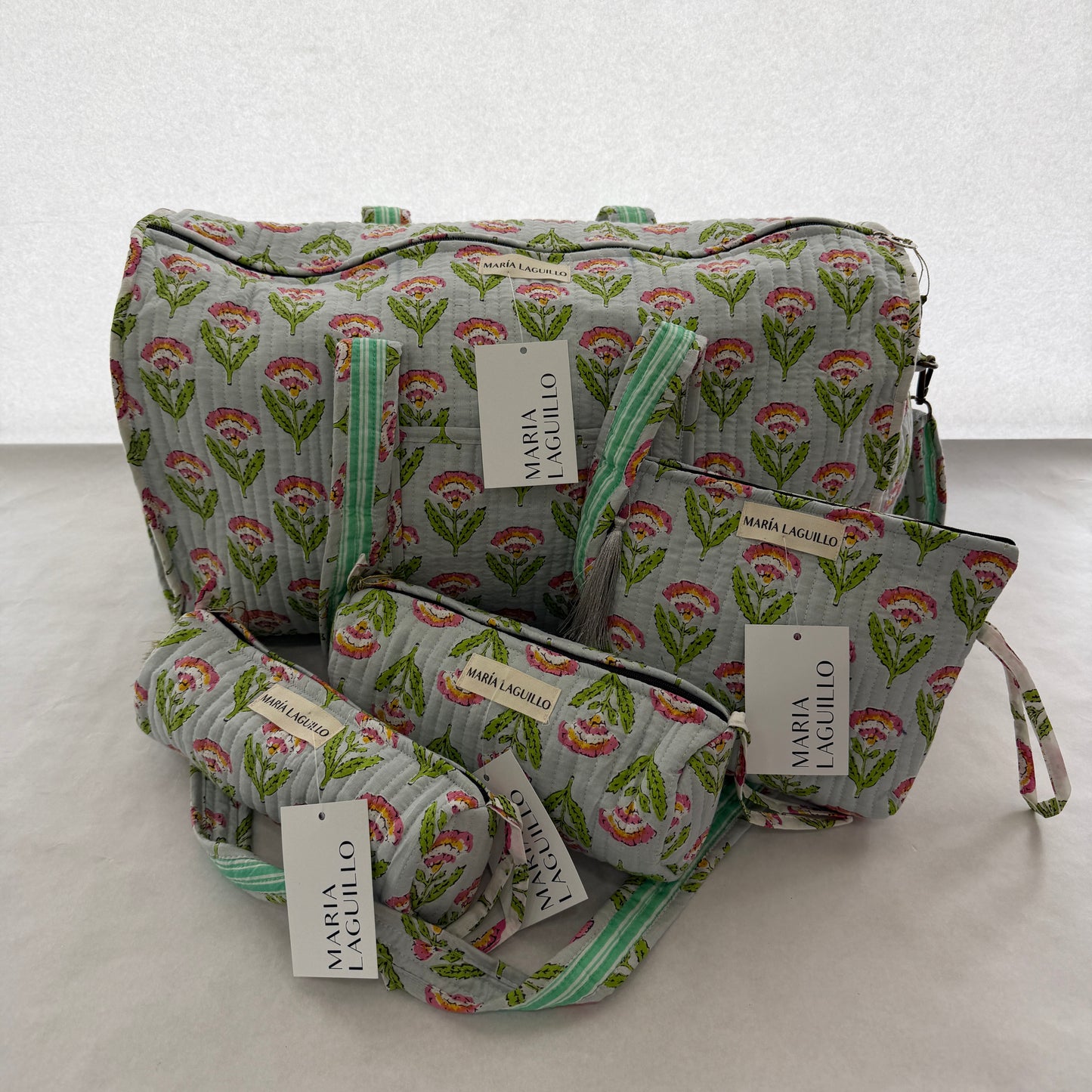 PACK BOLSO DE PLAYA CON 3 NECESERES TALI