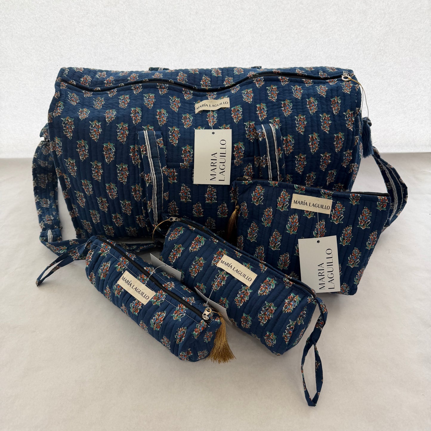 PACK BOLSO DE PLAYA CON 3 NECESERES KIRAN