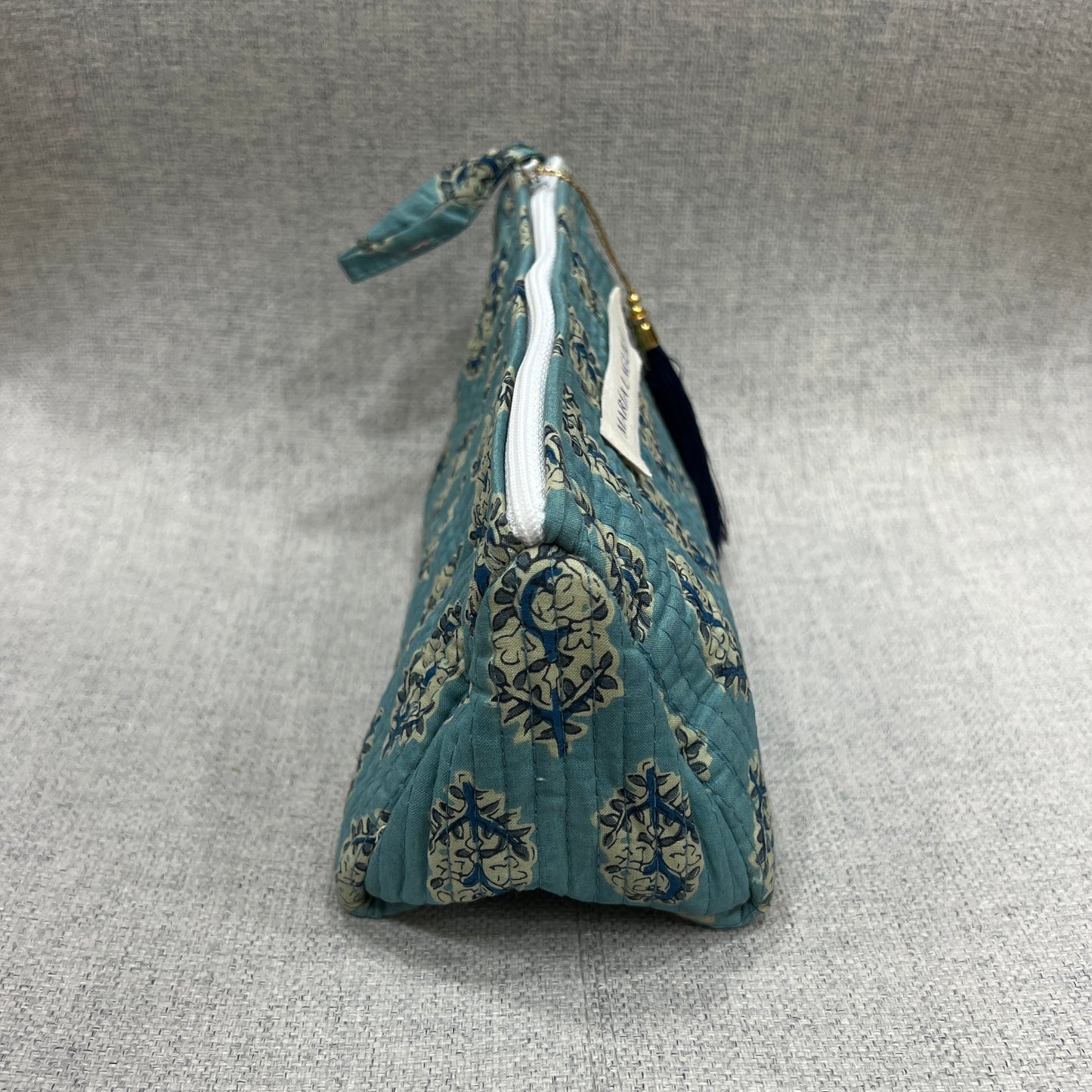 Neceser PEQUEÑO IMPERMEABLE HOJAN