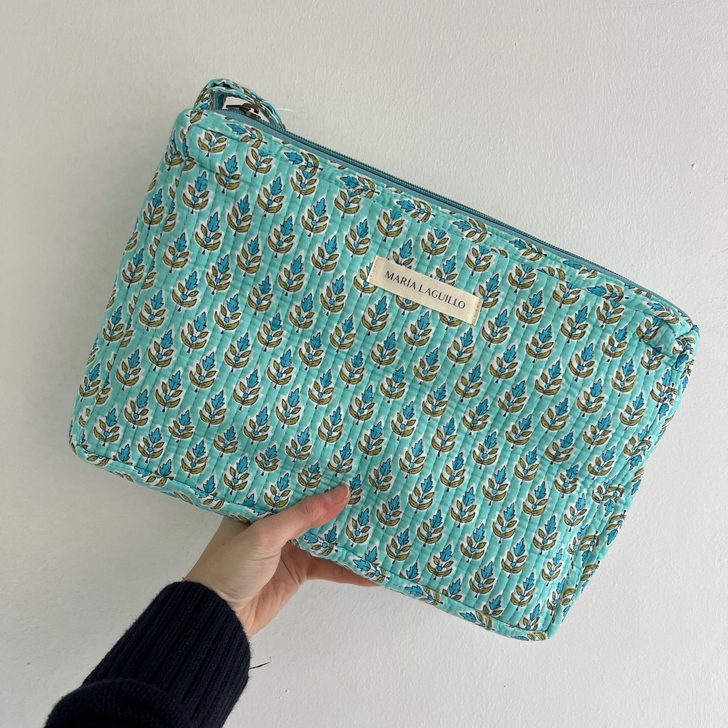 Funda de ordenador/ipad BHAKTI