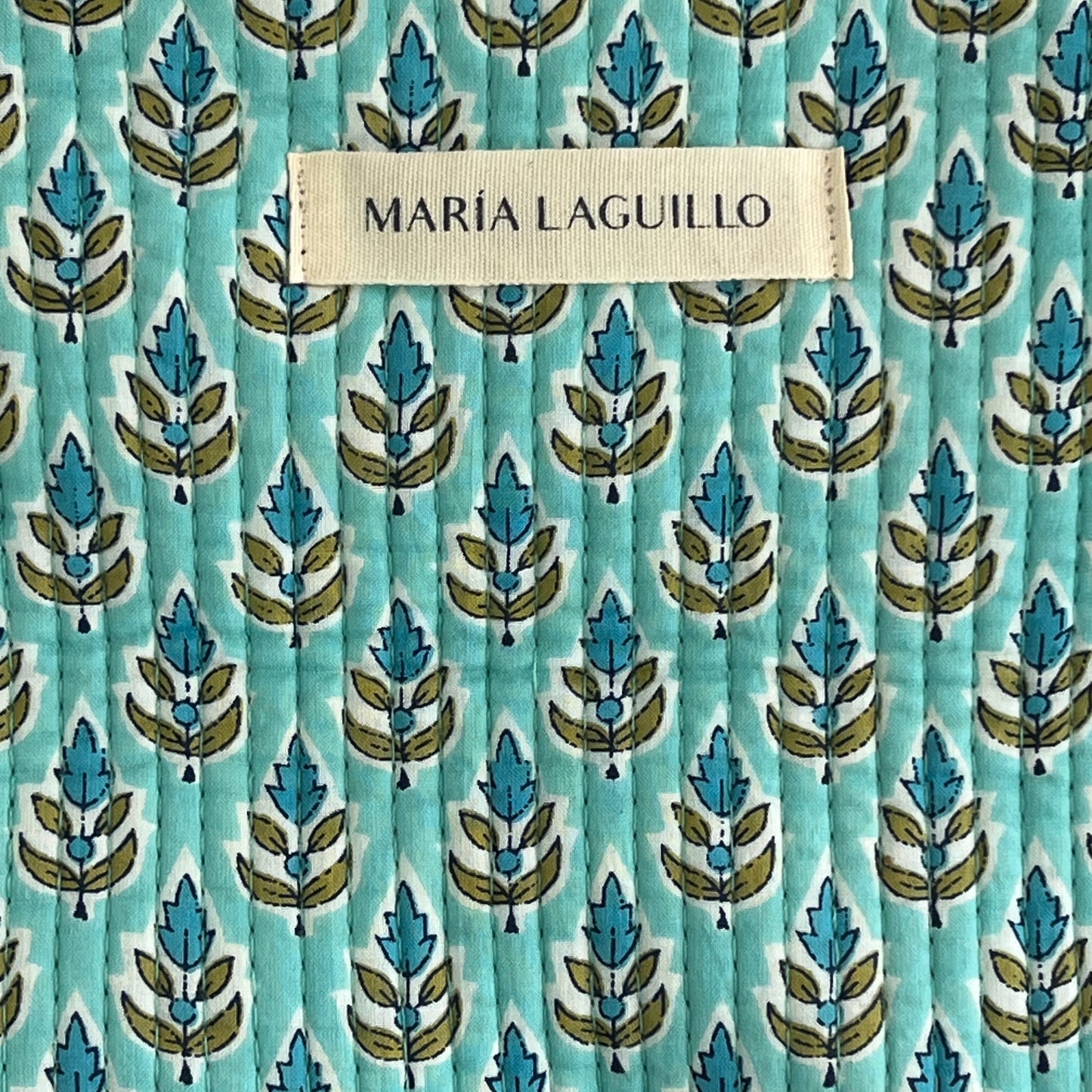 Funda de ordenador/ipad BHAKTI