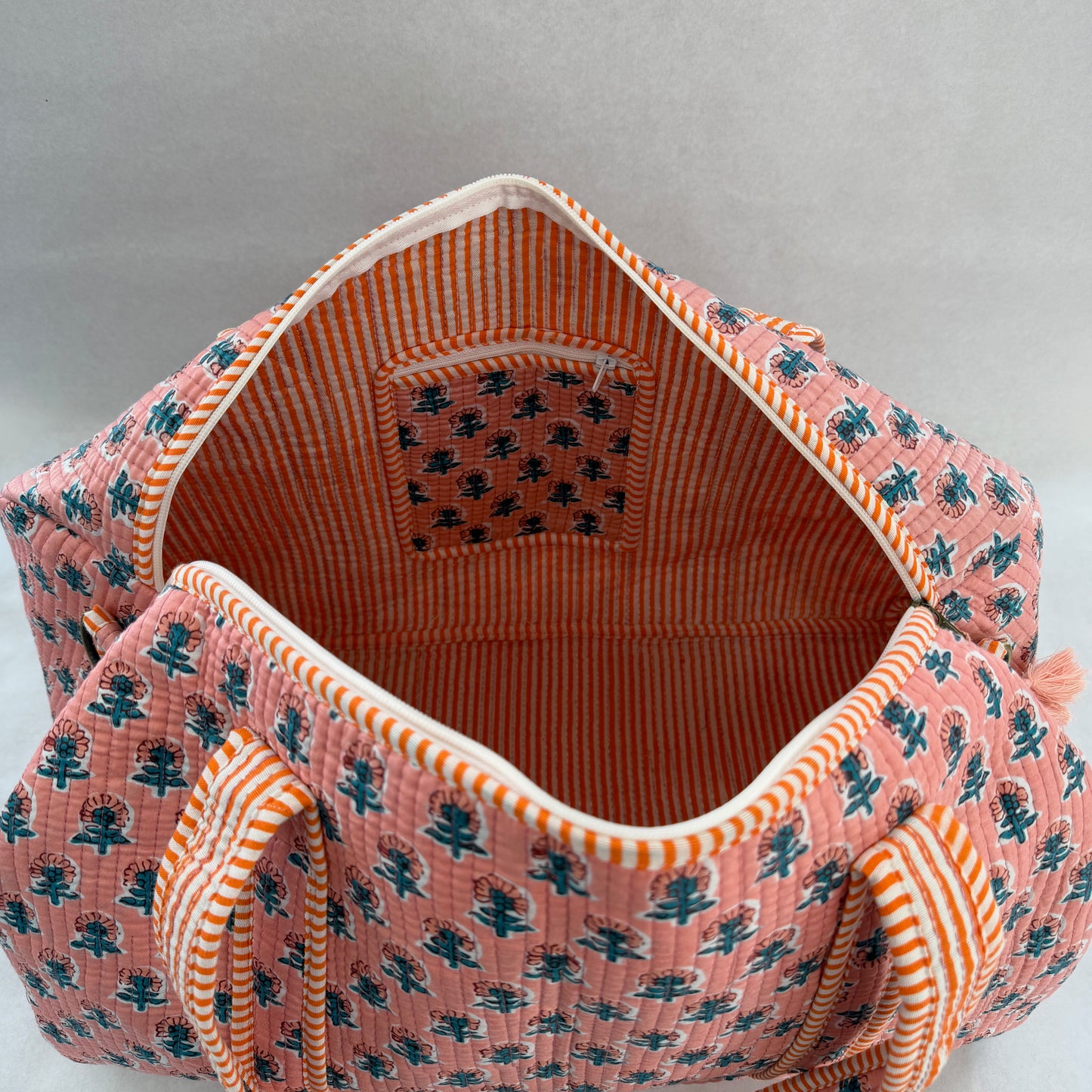 Bolso de viaje VATSALYA