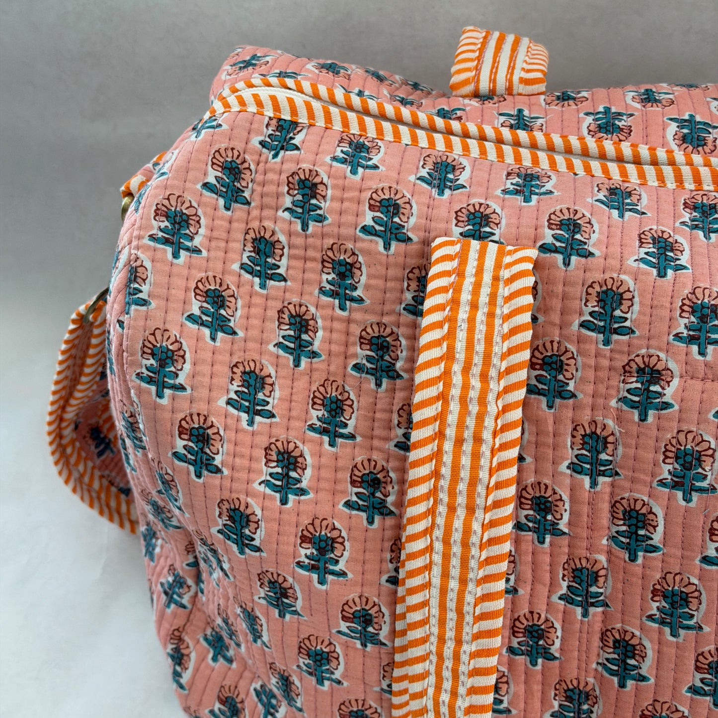 Bolso de viaje VATSALYA