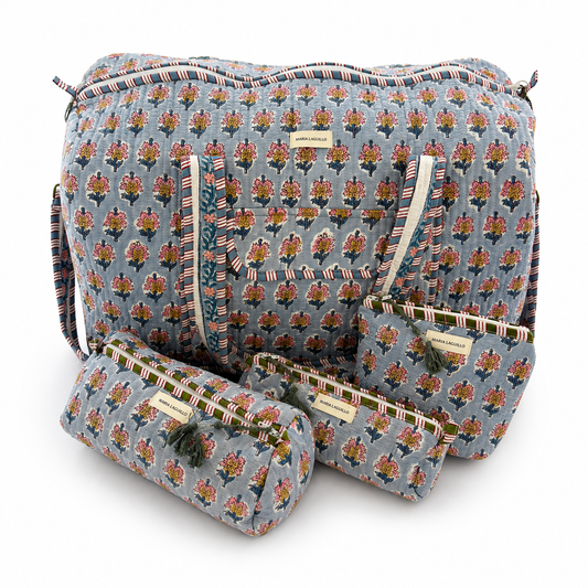 PACK BOLSO DE VIAJE Y NECESERES IMPERMEABLES PYAAS