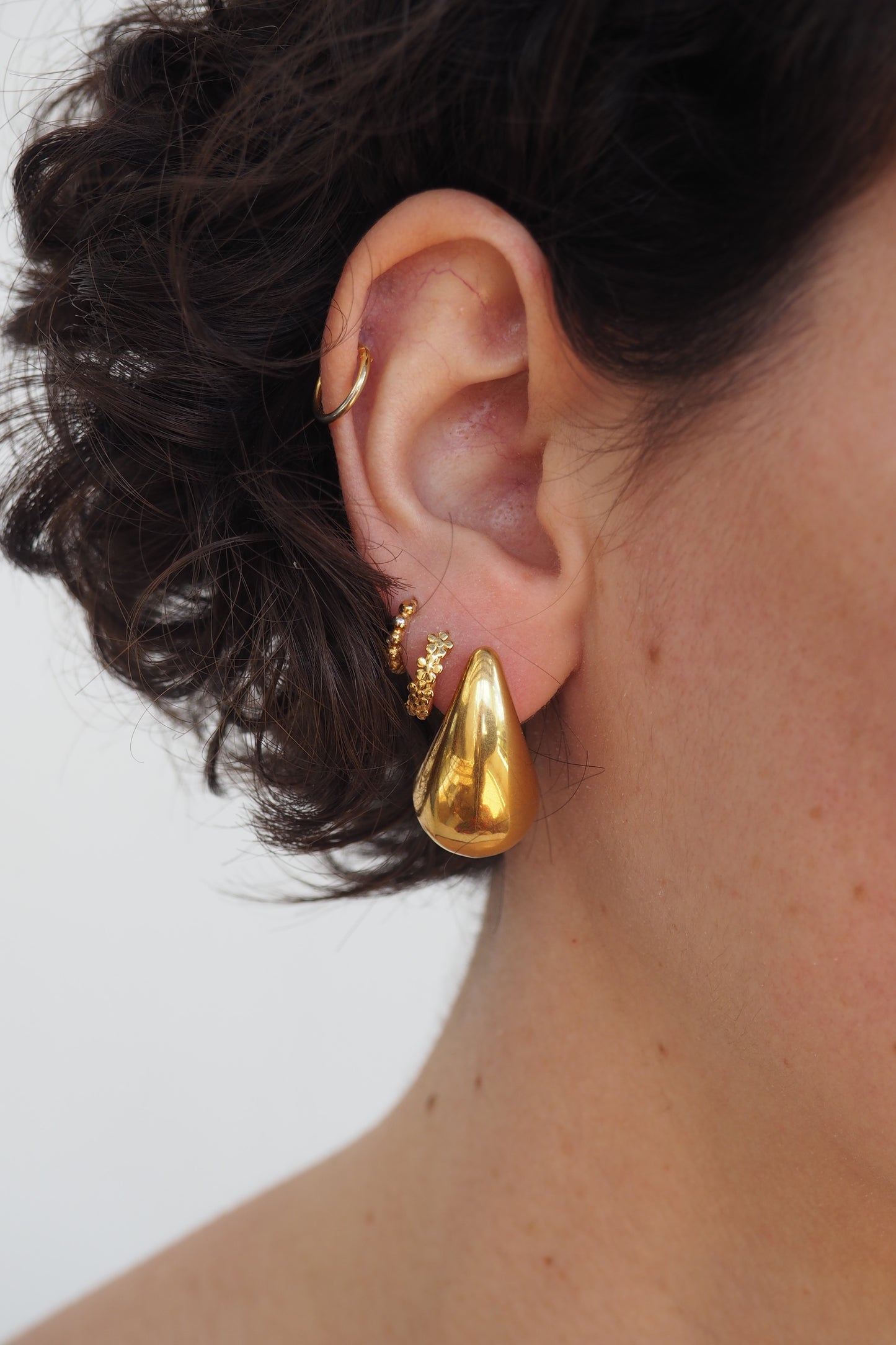 GOLDEN DROP Earrings