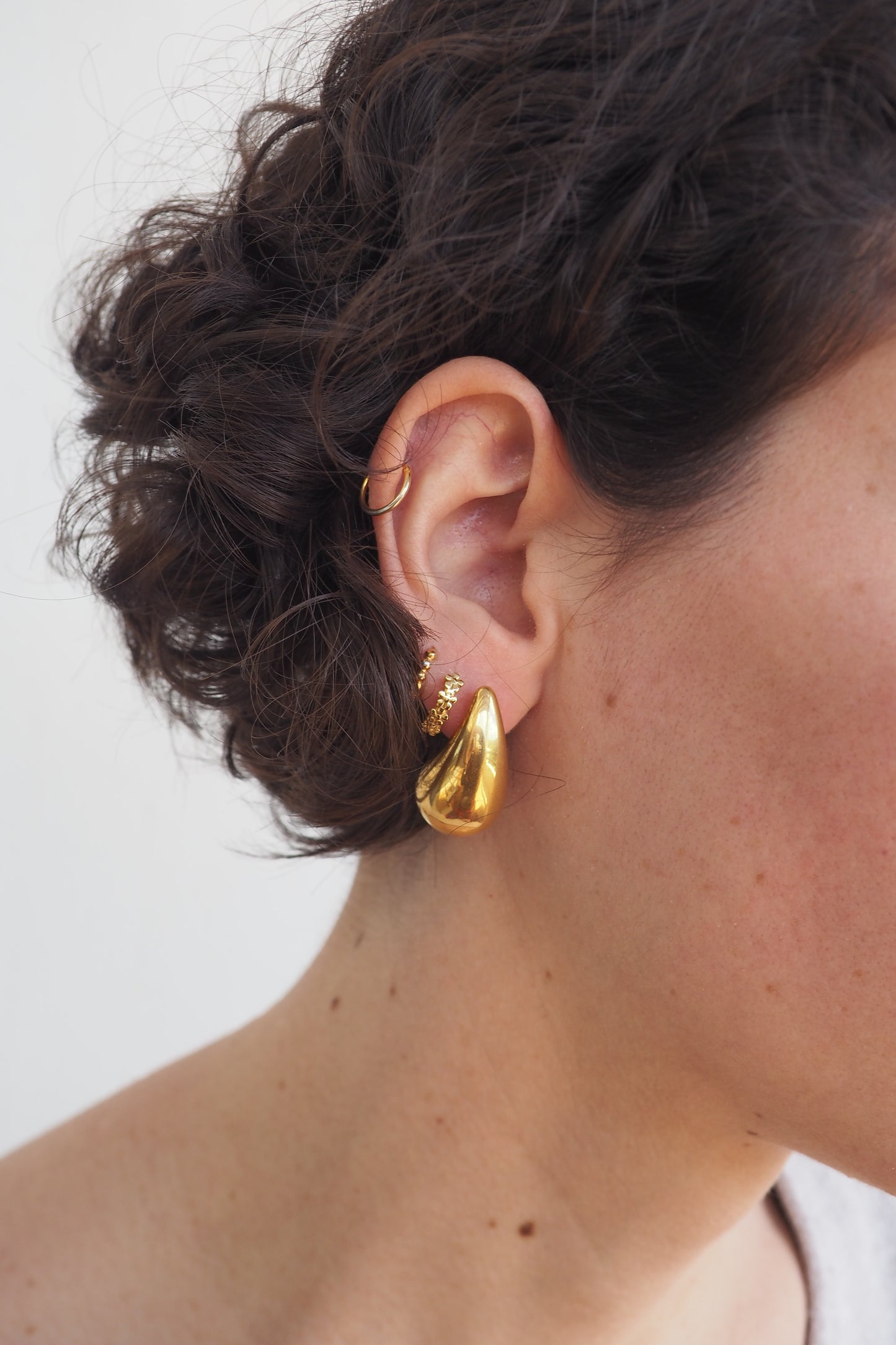 GOLDEN DROP Earrings