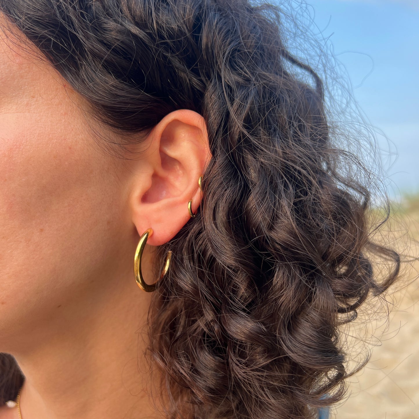 Pendientes HOOP DORADO