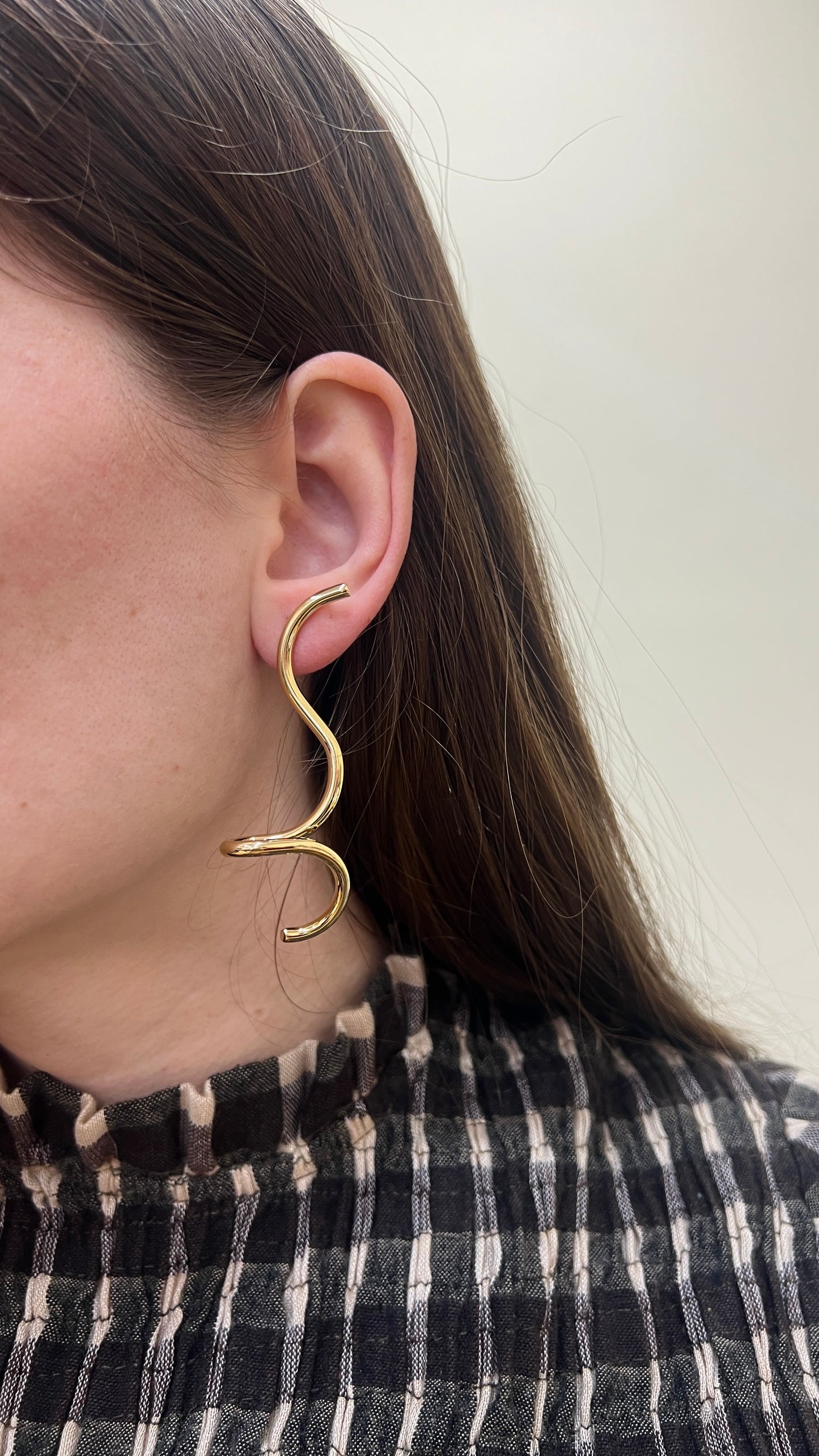 Pendientes TWIST DORADO