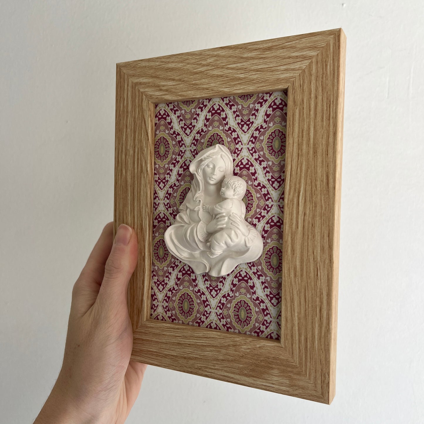 PRE-VENTA Cuadro Virgen de la Familia - Rombos (marco madera) | Se enviará el miércoles 10 de diciembre