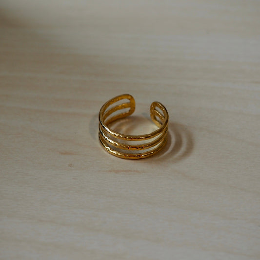 TRIPLE GOLDEN Ring