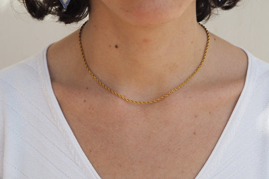 GOLDEN ROPE NECKLACE