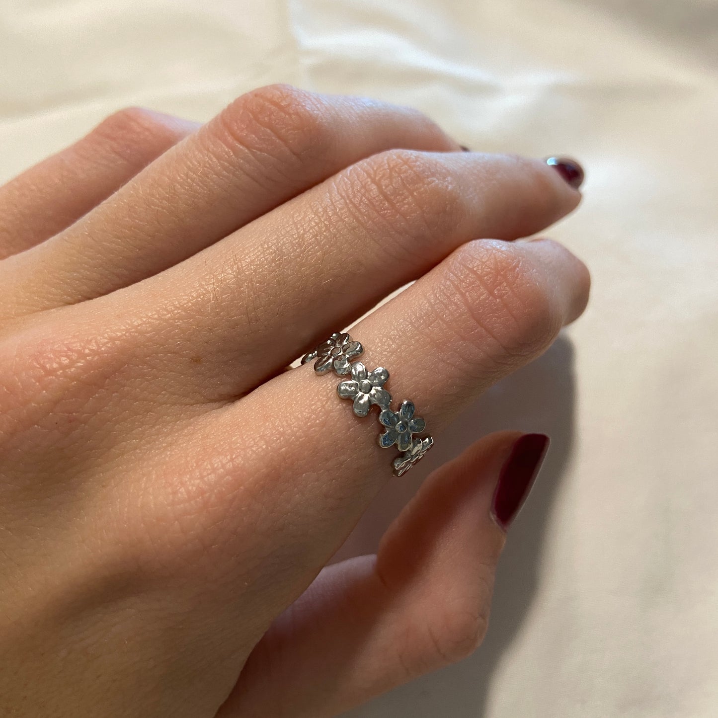 SILVER FLOWERS Ring